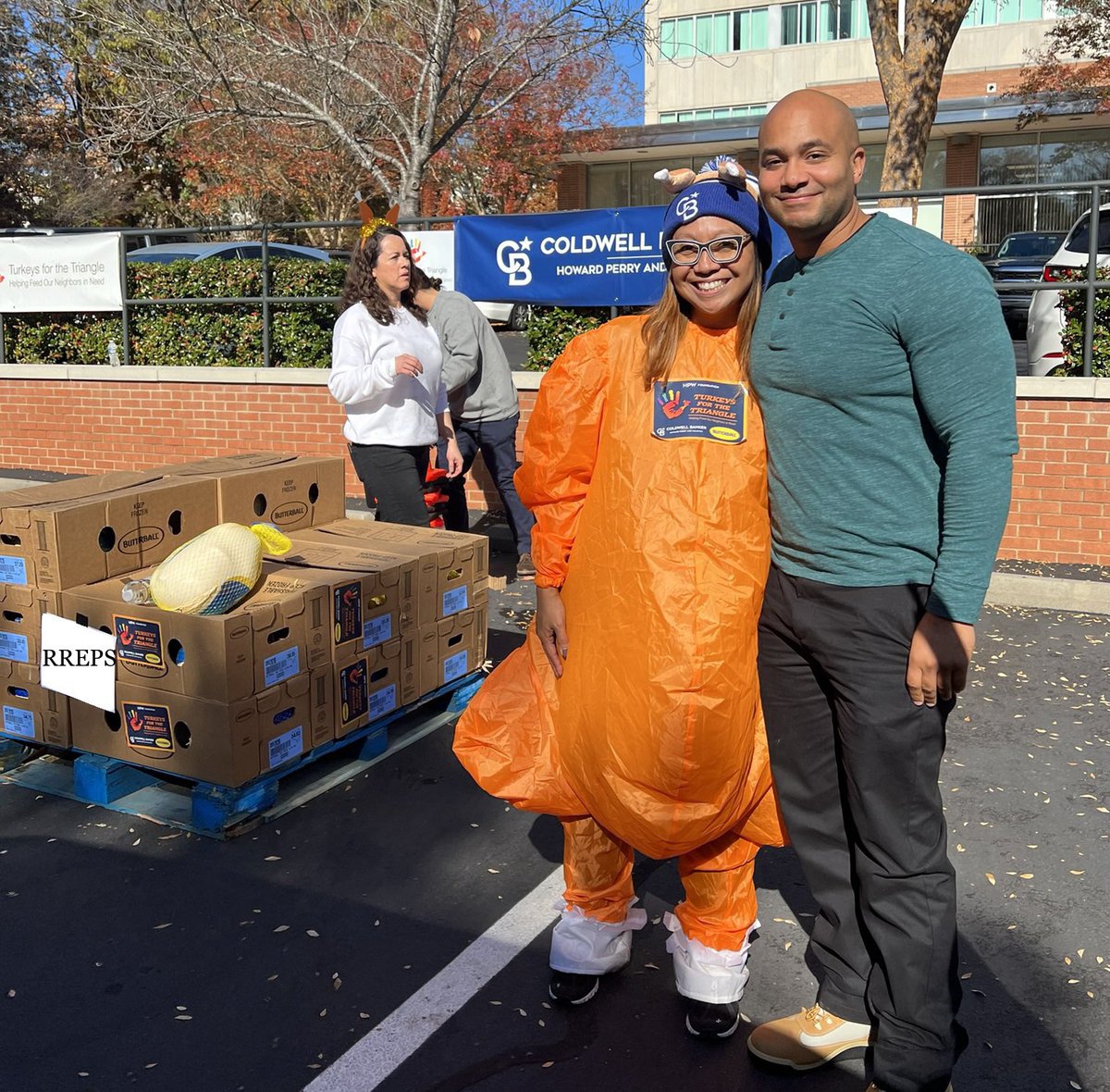 KerwinPittman's tweet photo. “Never Forget Where You Came From &amp; Always Stay True.” 🙏🏽🙏🏽

RREPS Annual Thanksgiving Meal/Turkey Giveaway 

The Smiles &amp; Hugs Melted My Heart. It’s Always A Blessing To Be A Blessing. Special thanks to NCEO &amp; Coldwell Banker on the partnership.💪🏾
#BeTheChange 
#RREPS #NCEO https://t.co/zEF4w3QDYx