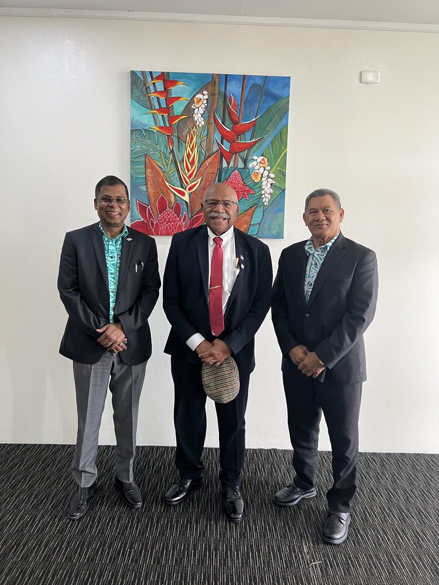 Pleased to welcome Hon PM ⁦@FijianPM⁩ ⁦@slrabuka⁩ upon his return from a successful ⁦@APEC⁩ meeting and farewell Tuvaluan PM Hon Kausea Natano ⁦this morning ⁦@FijiGovernment⁩