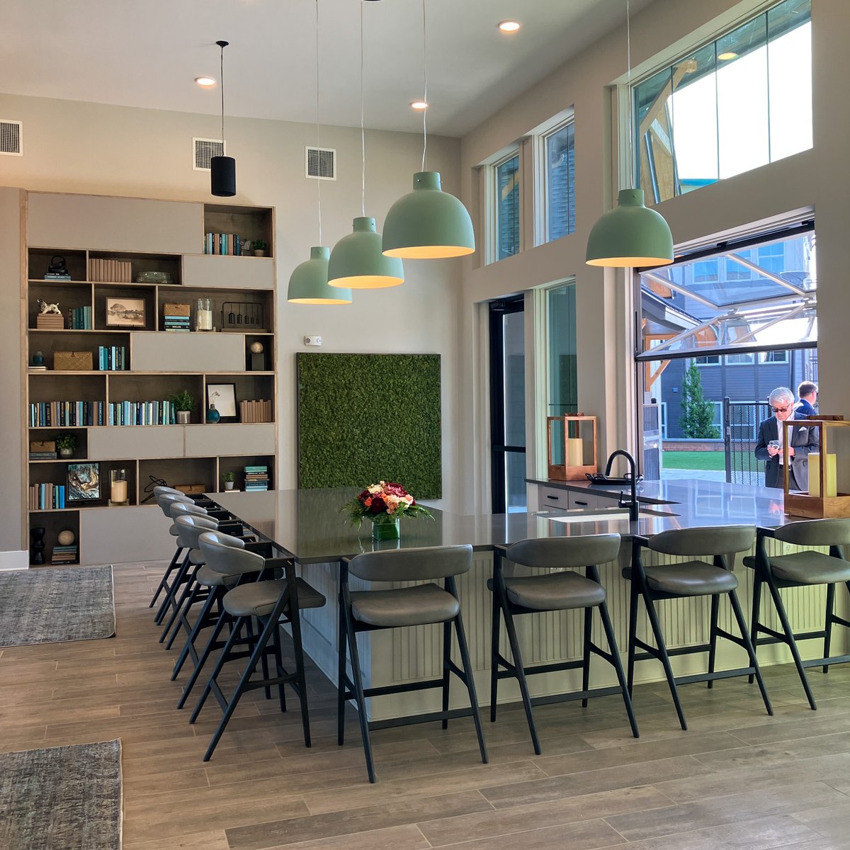 SilverStudioAr2's tweet photo. Heartwood Powder Springs is open! We are thrilled with the final product of this 308-unit modern craftsman-style multifamily development and 

#silverstudioarchitects #atlantaarchitecture #architecture#architect #design  #atlantaga #multifamily #ribboncutting #powdersprings https://t.co/a52eK60eUp