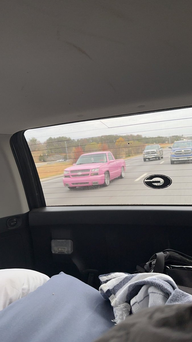 KENOBIIII tweet media