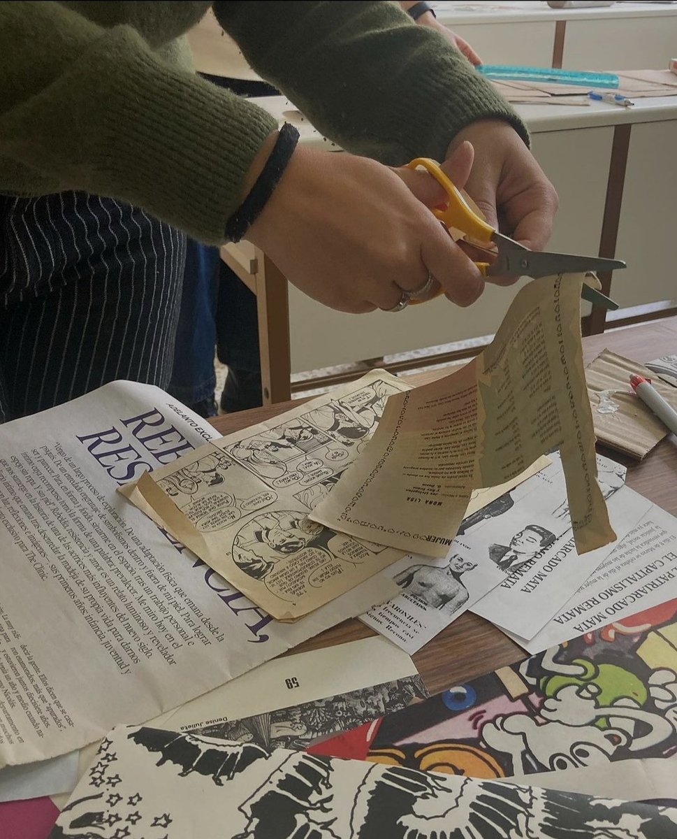 uamhispanicas's tweet photo. Ayer pudimos disfrutar de un taller de edición cartonera en el Máster en Literaturas Hispánicas de la mano de @MCartoneras 
¡Gracias por la experiencia! https://t.co/LVA8YZhm6x