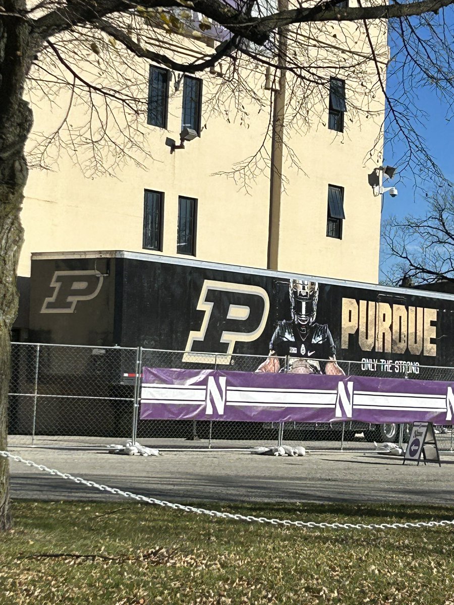 Arrived at Northwestern! Boiler Up!! Let’s beat the Wildcats! #purdue <a href="/PurdueAlumni/">Purdue Alumni</a> 
<a href="/LifeAtPurdue/">Purdue University</a> <a href="/BoilerFootball/">Purdue Football</a>