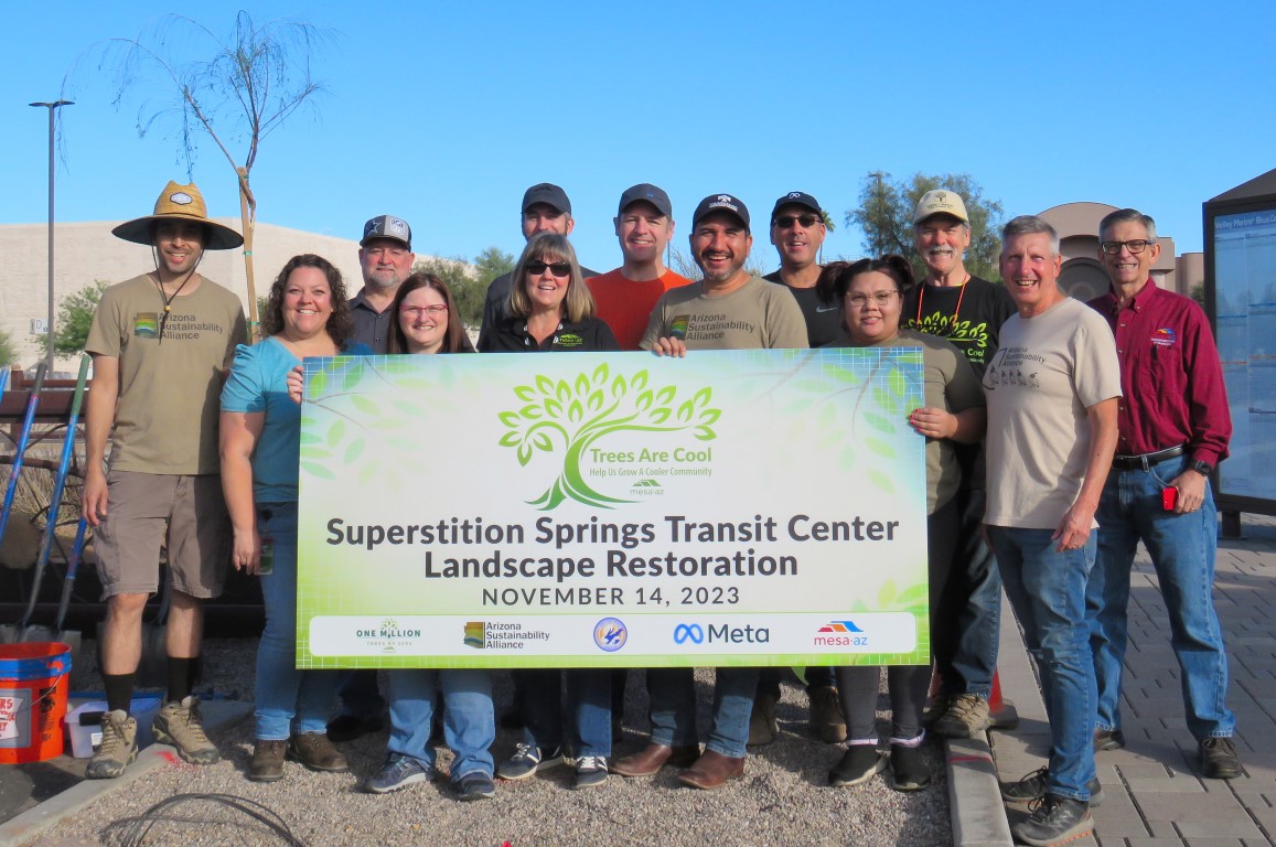 CITYOFMESA's tweet photo. The City of Mesa and its partners @Meta, @mpsaz Mesa High, @valleymetro and @AZSA were busy this week planting 180 new trees and shrubs at Superstition Springs Center. Read more: https://t.co/4zOEYzGYPp
 #TreesAreCool #MesaClimateAction @MayorGiles @MesaDistrict2 @MesaDistrict6 https://t.co/Eord7quT4E