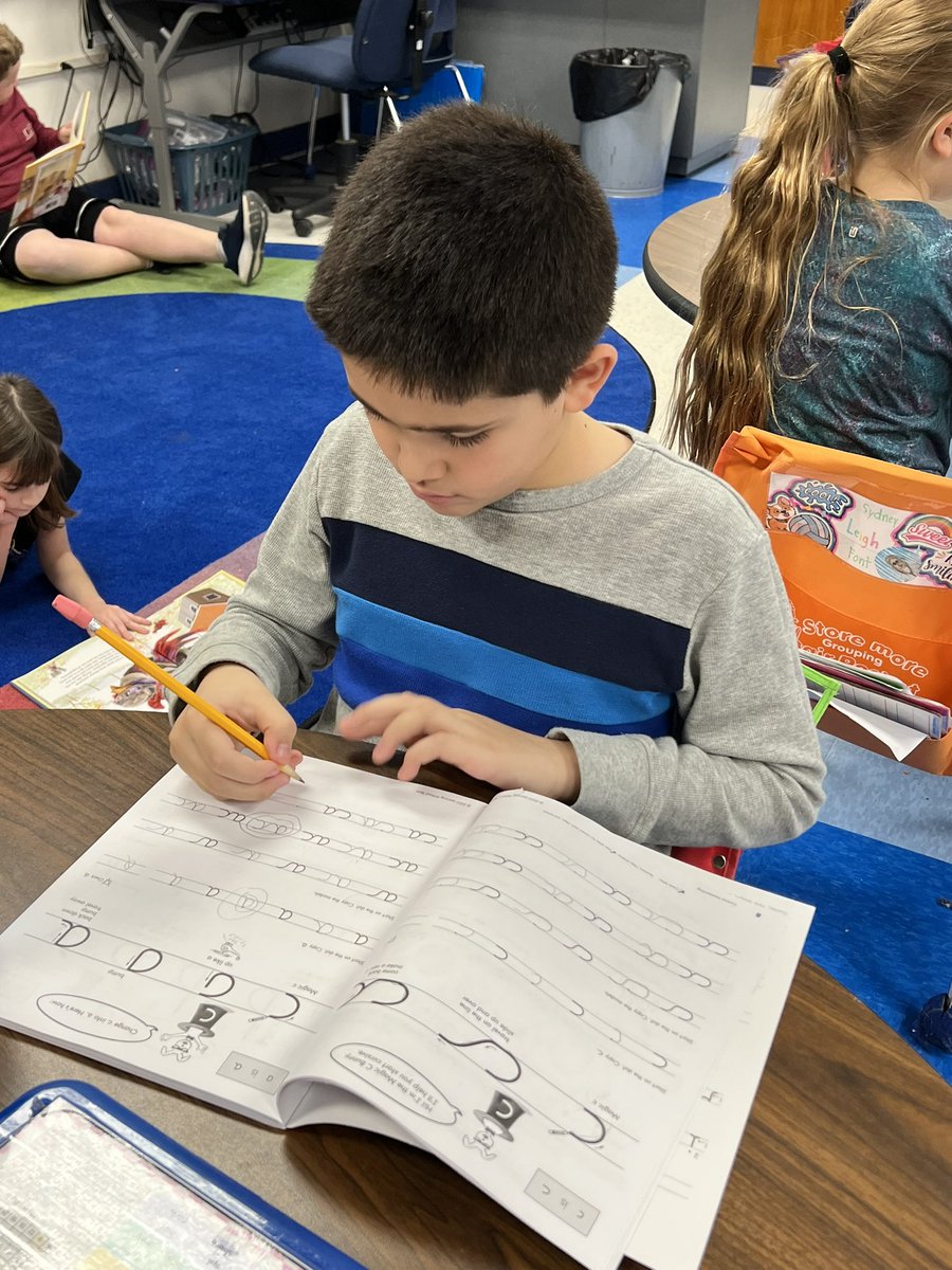 Lauren Murphy  tweet media