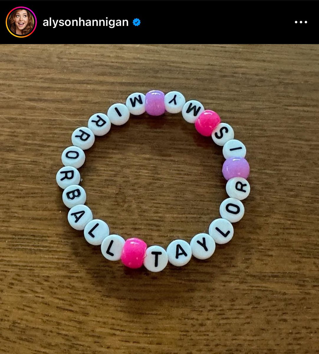 📲 | Actress Alyson Hannigan getting ready for Taylor themed night on @officialdwts via Instagram 

— “My entire household is getting ready for #TaylorSwiftNight !!! Swipe for the bracelet my daughters made me ❤️”