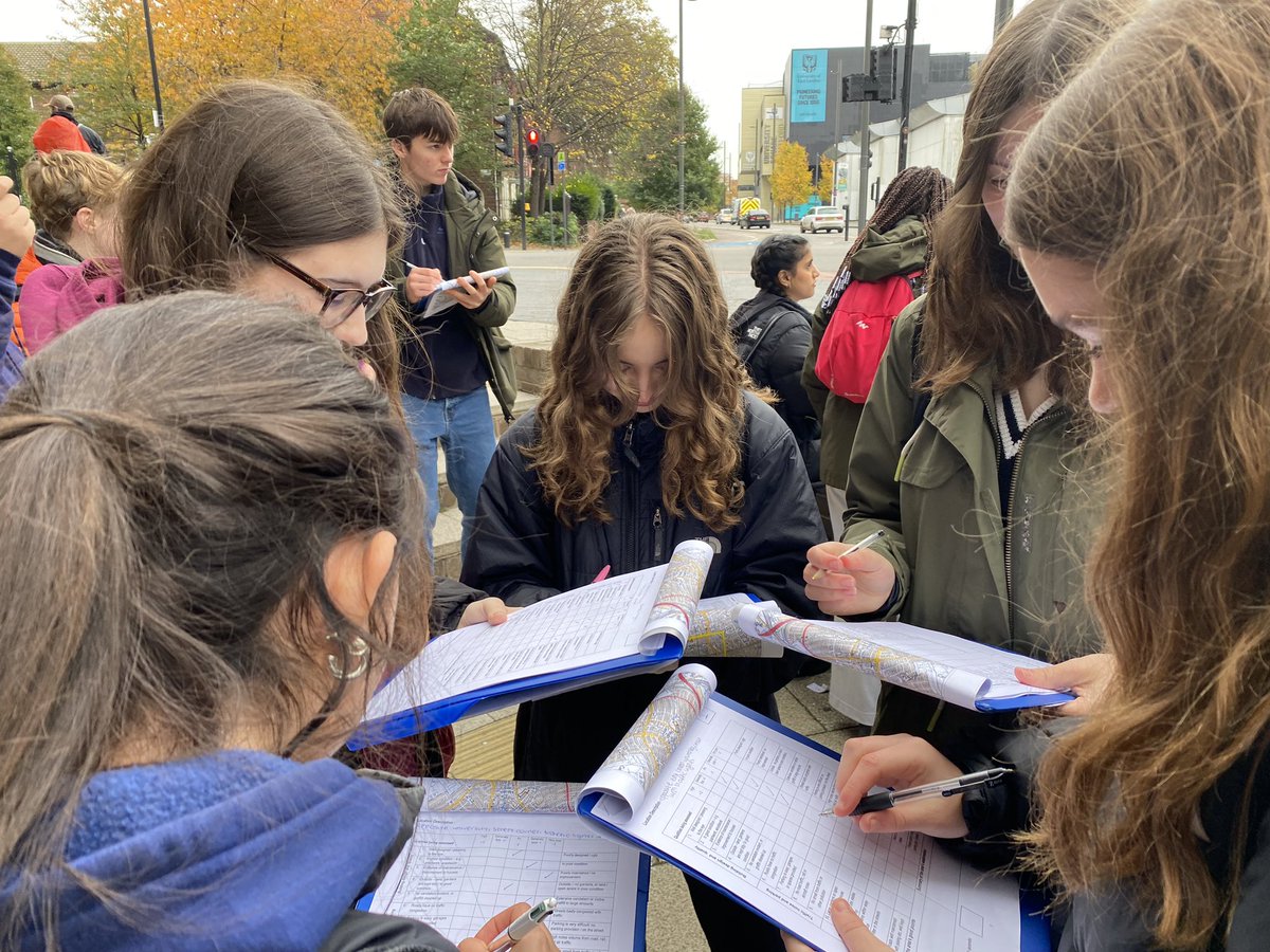 Fantastic day in London with our wonderful #Year12 #Geography students looking at #fieldwork in an urban environment in #Stratford Thanks to <a href="/noordinarypark/">Queen Elizabeth Olympic Park</a> <a href="/AMOrbit/">ArcelorMittal Orbit</a>