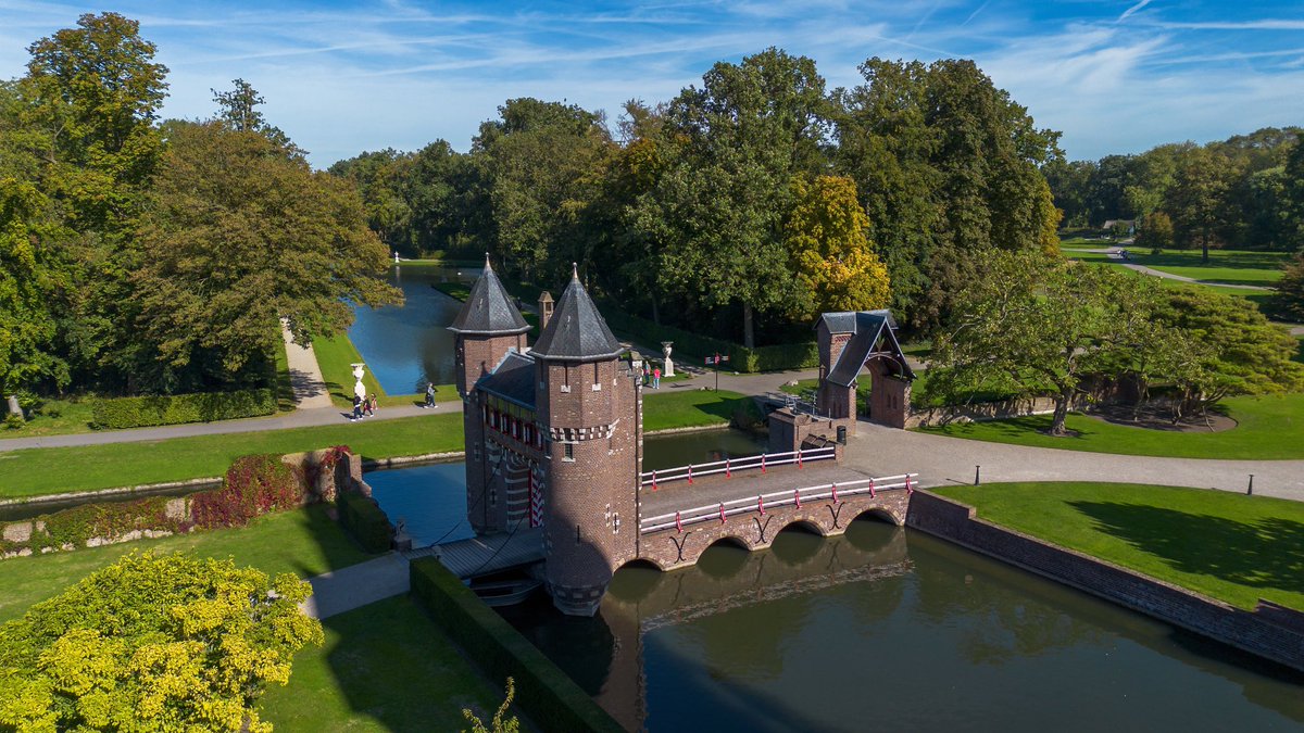 Medvedev_AD's tweet photo. In the park of De Haar Castle (Kasteel de Haar), 01.10.2023
#photo360nl #dehaar #Netherlands #djiglobal #DJI https://t.co/cpggUYXZz1