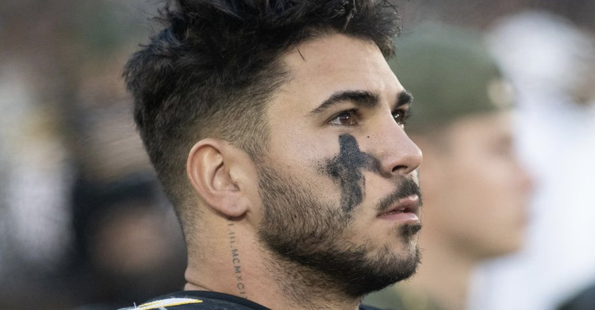 RookieWatxh's tweet photo. Cody Schrader’s story is one of the most INSPIRING in the country and isn’t talked about enough.

Schrader was unranked coming out of high school and had ZERO offers from any schools.

Schrader decided to attend Truman State (Division II) for the 2018-2021 seasons.

For his senior season, Schrader decided to make one last shot at Division I and walked-on at Mizzou.

Schrader ended up leading Mizzou in rushing (746 yards) and secured the RB1 position for his graduate season.

Now, in his final college season, he’s leading the entire SEC in rushing yards (1,124) and is receiving NFL comparisons to Thurman Thomas.

You CANNOT make this story up 🔥