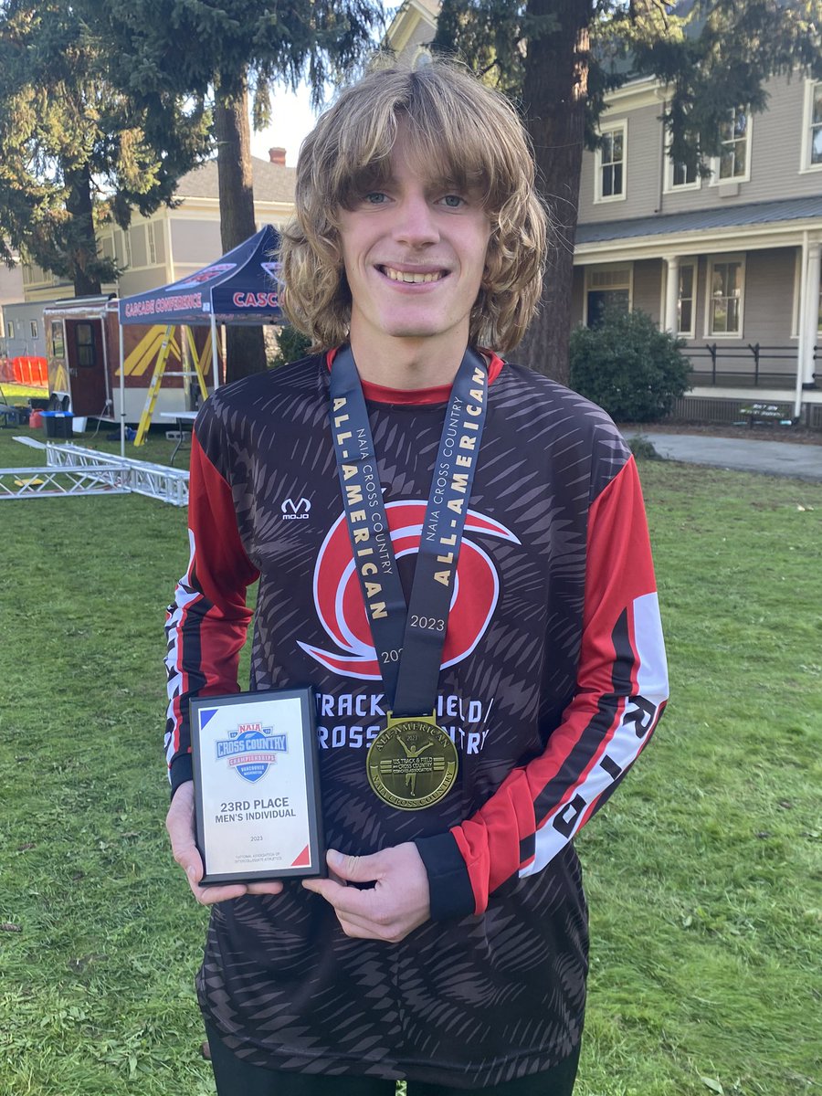 summermac96's tweet photo. @tylerlj04 NAIA All American with a 23rd place at the National Championship!  
@Seth_Staskey https://t.co/ANzUuKXi0i