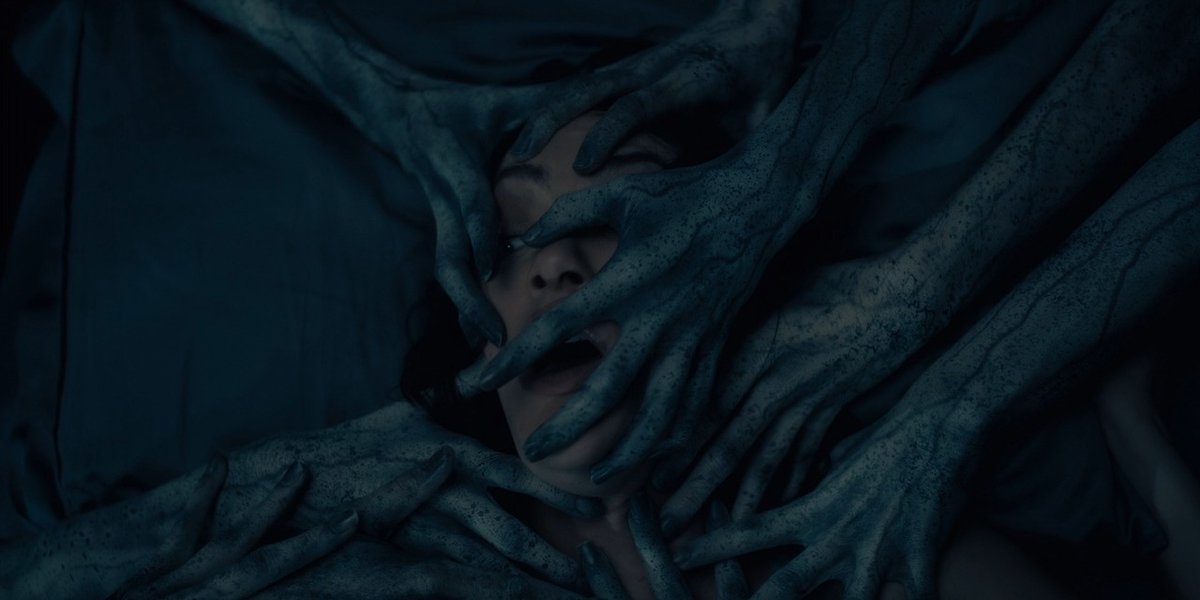 THE HAUNTING OF HILL HOUSE is voted the best series in the history of netflix by entertainment weekly.