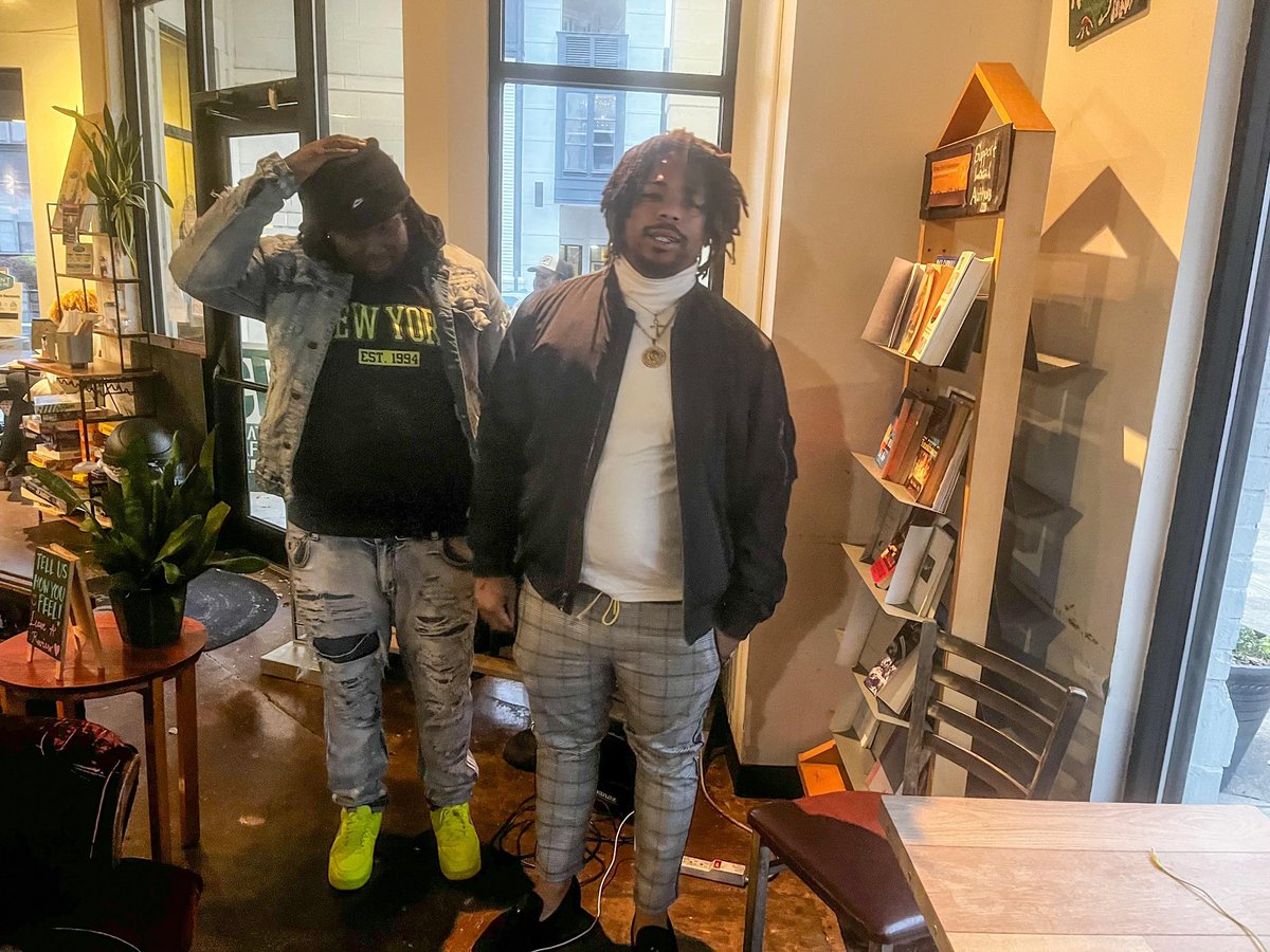 bruddaskeeper's tweet photo. This past Wednesday we got to participate in an open mic 
We appreciate the opportunity 

If you would like to donate to Atlanta Food Bank cashapp on first picture 

#MBK #newmusic #itsthefamily #hiphop #rap #newWave #mybruddaskeepermusic #mbkmusic https://t.co/v7dsuixl5B