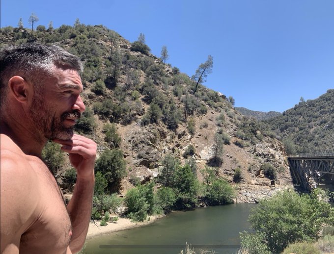 ISO sluts for content. Apply here&hellip; https://t.co/97j8NeqPa4<a href="/tag/studshit"class="tags"><span>#studshit</span></a><a href="/tag/studshittips"class="tags"><span>#studshittips</span></a>