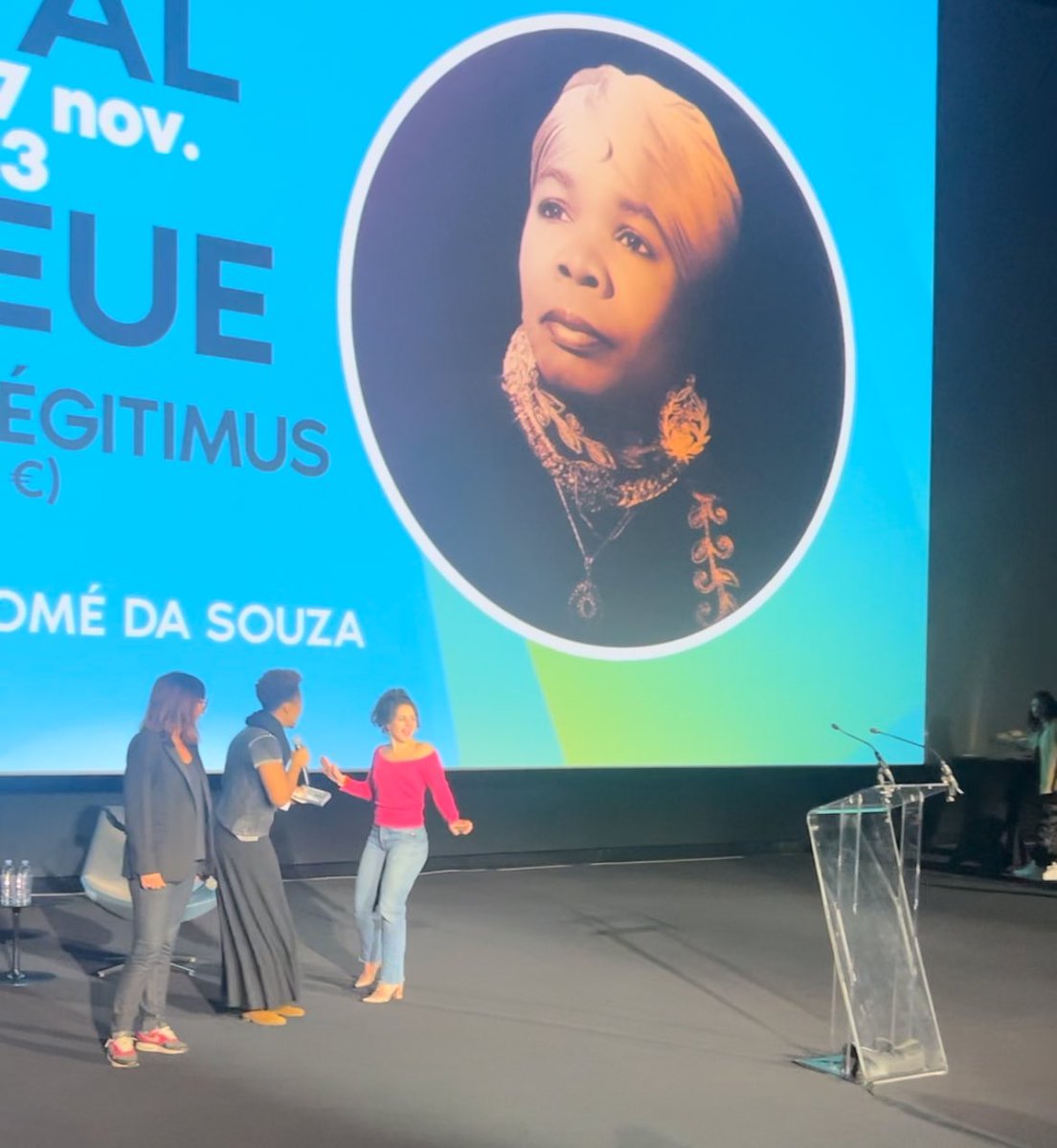 Nous sommes très fiers de remettre le Prix Darling Légitimus <a href="/cinebanlieue/">Festivalcinebanlieue</a>  à  Marylou Cabanel pour son interprétation dans Boucan de Salomé Da Souza
#adamipartenaire