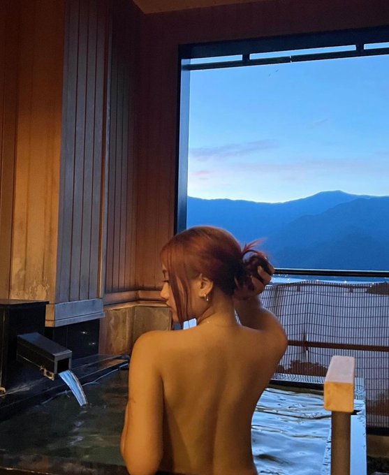 Pt 2 of too sexy back for ig 🙄 https://t.co/y8U92HG0mc