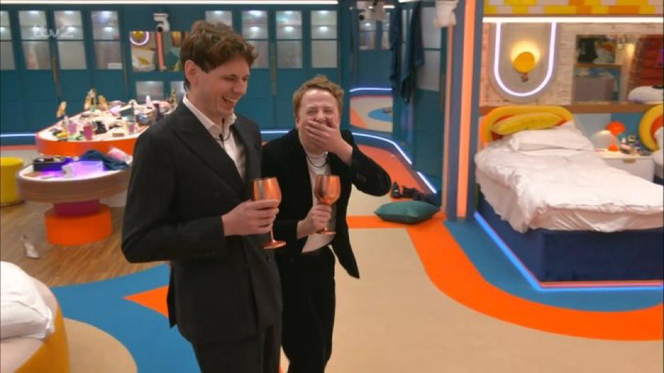 The lack of reaction from Jordan #BBUK