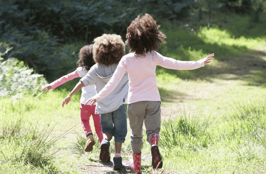TonyLafazanis's tweet photo. While falling is a normal part of development for children, it might lead to serious injuries. Read about falls in children and tips to keep them safe here: https://t.co/CptiRgpSgt
#FallPreventionMonth
#FallsInChildren
#SlipAndFall
#TripAndFall
#AccidentLawyer
#TLLawCanHelp https://t.co/UfifE4Ji3j