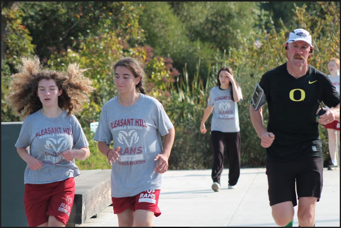 Staff and Students Join in on The Turkey Trot