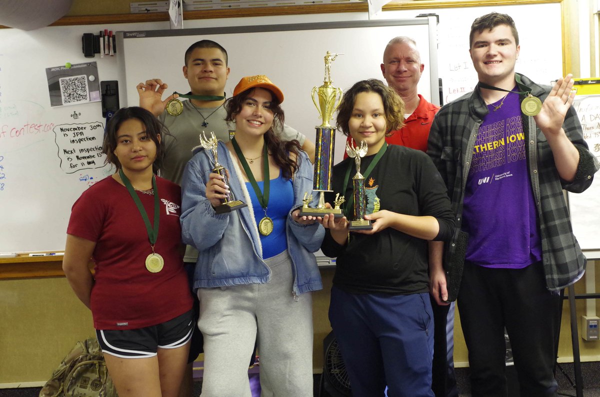 Congratulations to our Varsity Rifle Team! They placed 1st overall in the whole district of OPS. Great job, Elaina Carlisle, Isabel Vela, Meh Mo, Cooper Long, and Victor Adame! #TheCentralEagleWay #JROTC
