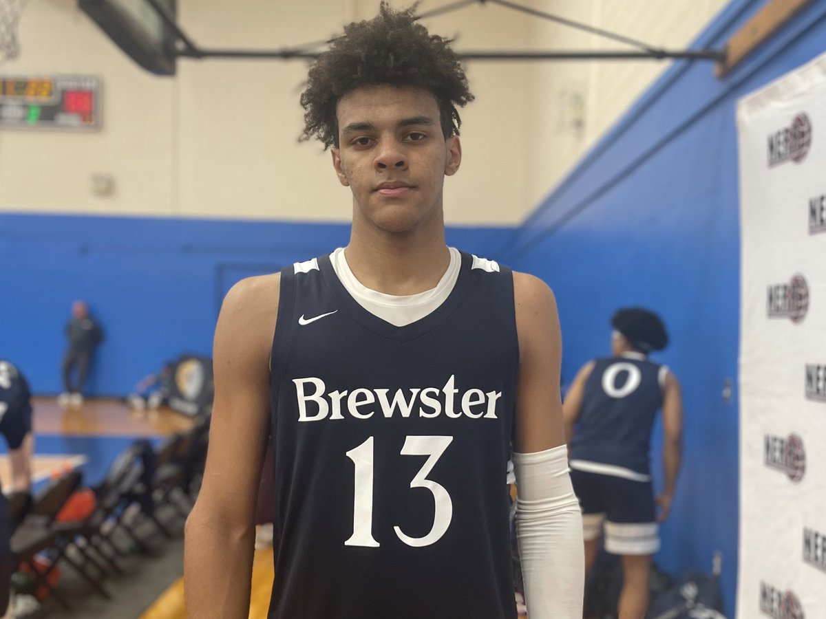 FINAL @BrewsterHoops 95 @PhhPrep 88 ‘25 Preston Fowler (📷) scored efficiently from all over as ‘24 Elijah Crawford (Stanford) managed pace. Flashes by ‘24s Nojus Indrusaitis (ISU), Cole Kirouac (GT), Dan Jacobsen (Purdue) + ‘25 Dwayne Aristode PHH ‘24 Jinup Dobuol poured in 29