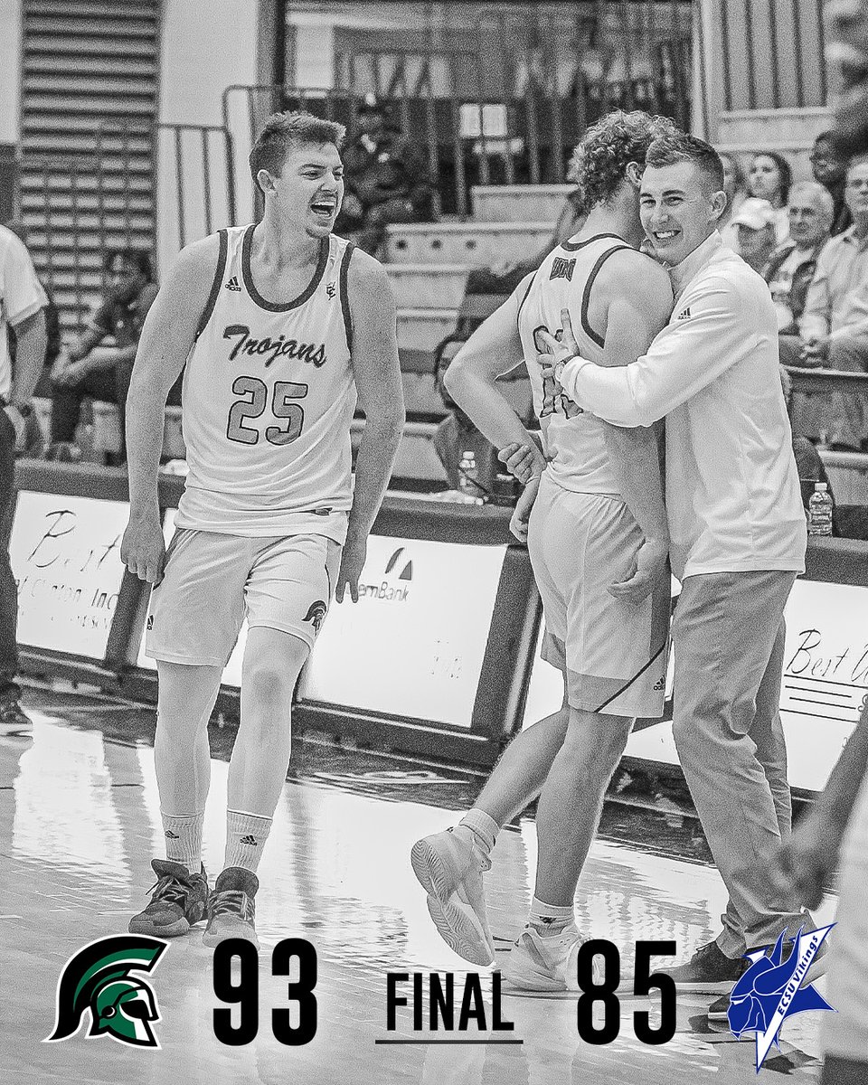 HOME OPENER WIN ON PICKLE CLASSIC WEEKEND🥒😤

Congrats on your first win Coach Grant!!

ROLL TROJ