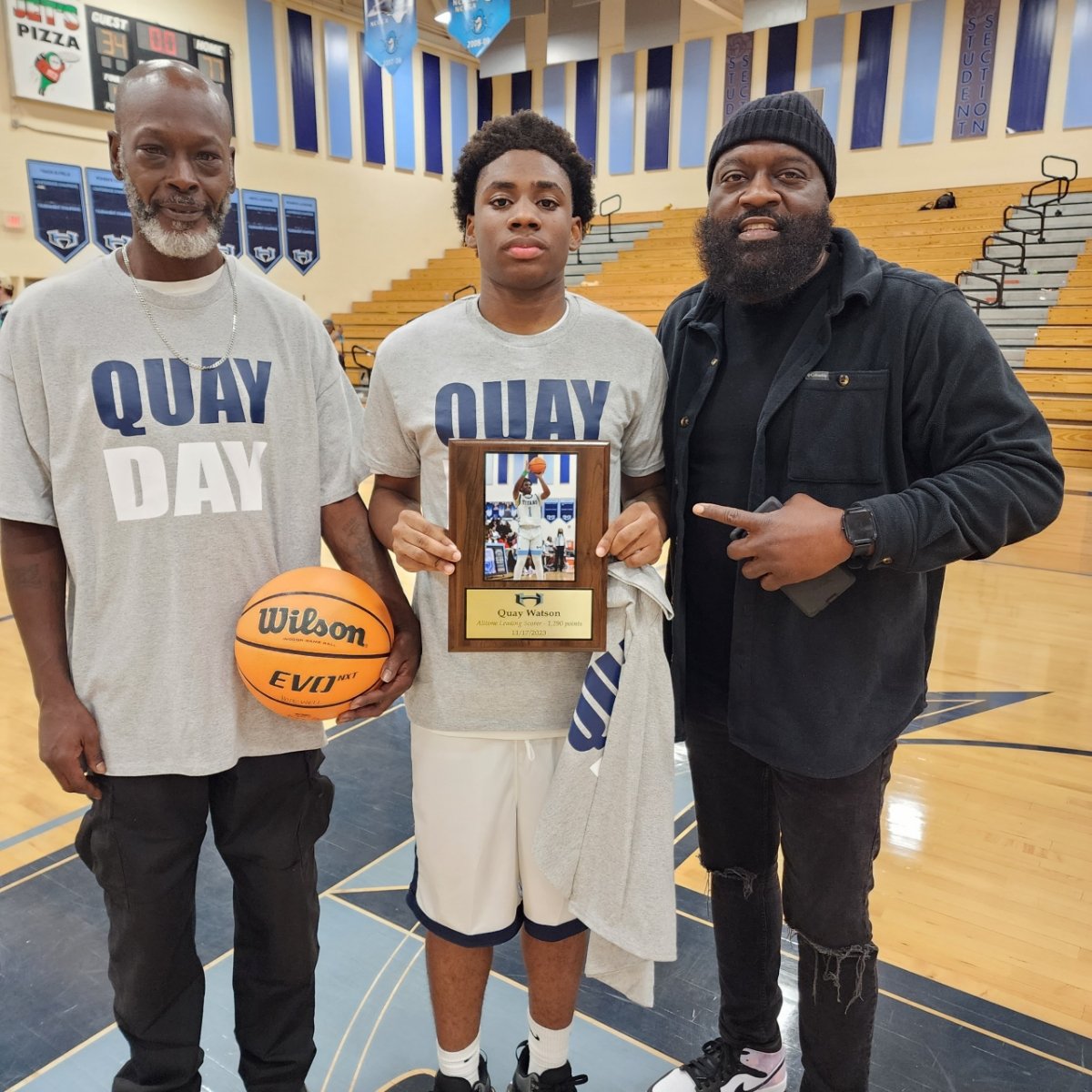 boyddedrick's tweet photo. Celebrating "QUAY DAY"
All Time Leading Scorer
@QuayWatson1 @Keys2Tweeting https://t.co/pOW72Watc4