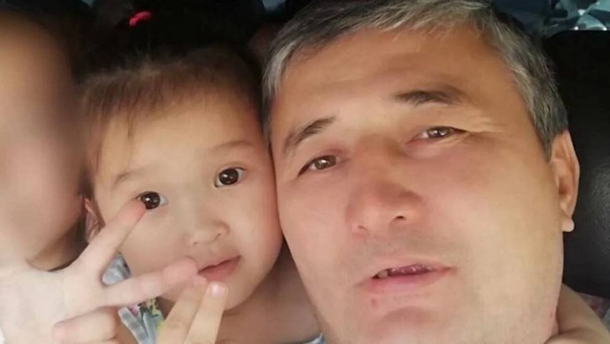 Ardak_Bekten's tweet photo. 4/8
- Other military men, such as Gani #Omarov, who gave the order to shoot at the car, were actually “witnesses.”
⠀
The court also issued a private order to prosecute Aidos #Meldehan, the father of Janelle and the murdered Aykorkem, under Article 119 (“leaving in danger”). https://t.co/xltPaokzkO