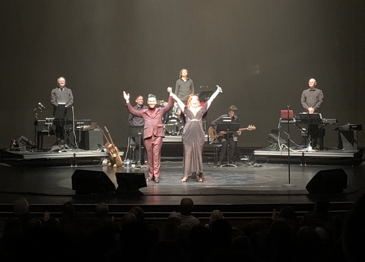 d_chua's tweet image. Shaken not stirred in Richmond Hill for "Bond, James Bond: The Songs of 007" featuring Rebecca Perry with Colin Asuncion, accompanied by the band: David Kingsmill, Quinton Naughton, Justin Han, Stacey Shopsowitz, Steve John Dale.