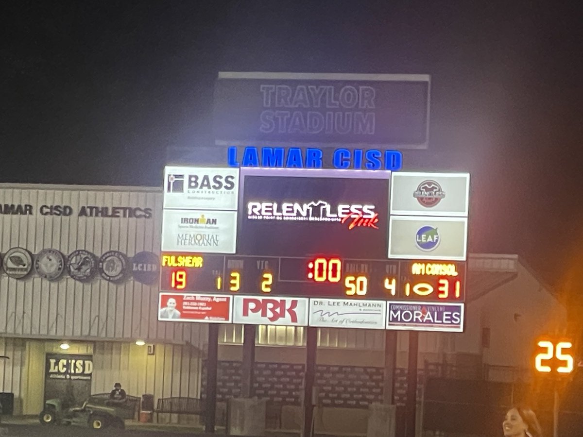 gwenelder's tweet photo. Let your haters be your motivators.  See you next week in the Jungle. https://t.co/sJJ0GrjL4O