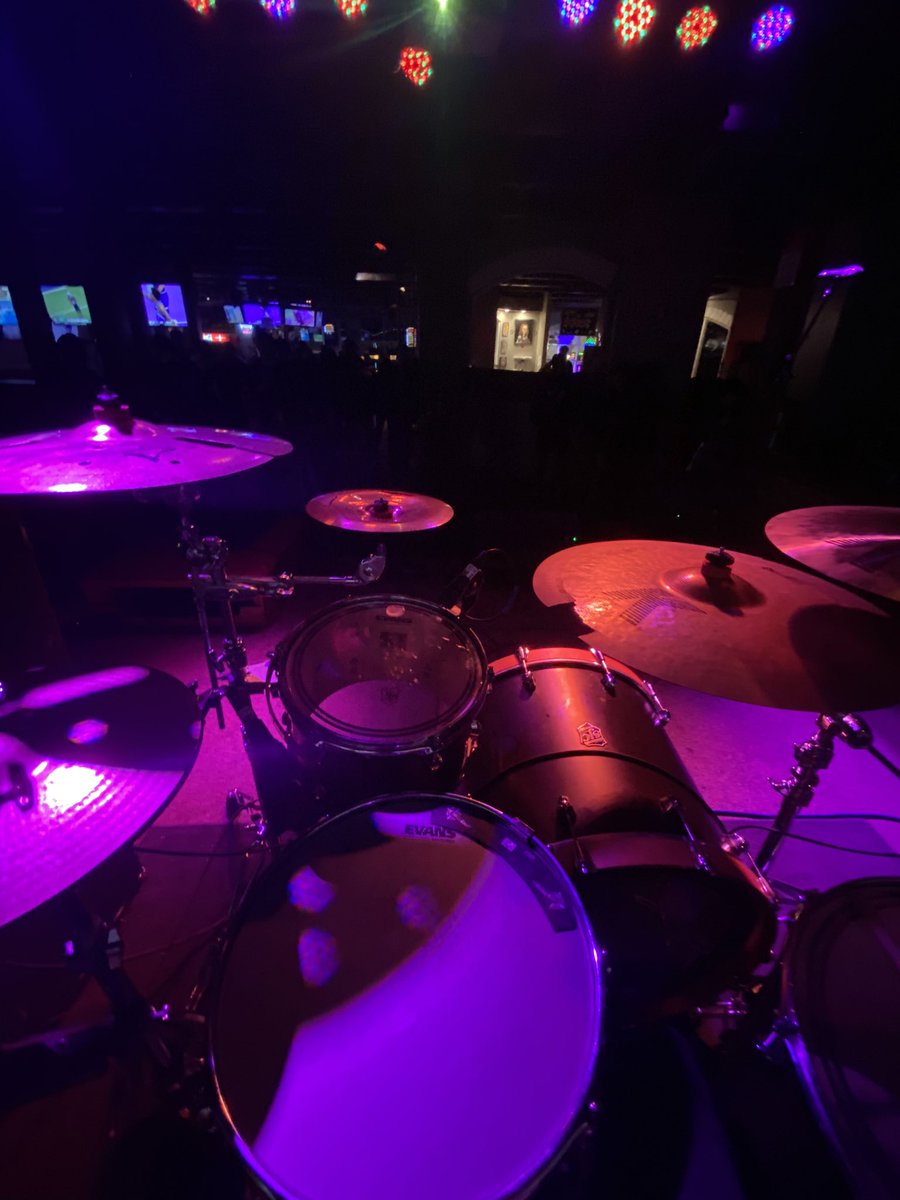 about to rock kinda nervous