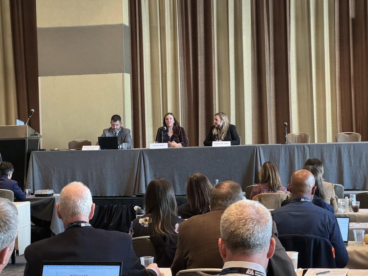 deb681's tweet photo. The Illinois Council of School Attorneys 2023 Seminar is in the books! Amazing turnout and learning, see you back next year! #ILjac23 https://t.co/Vdb47vS7vU