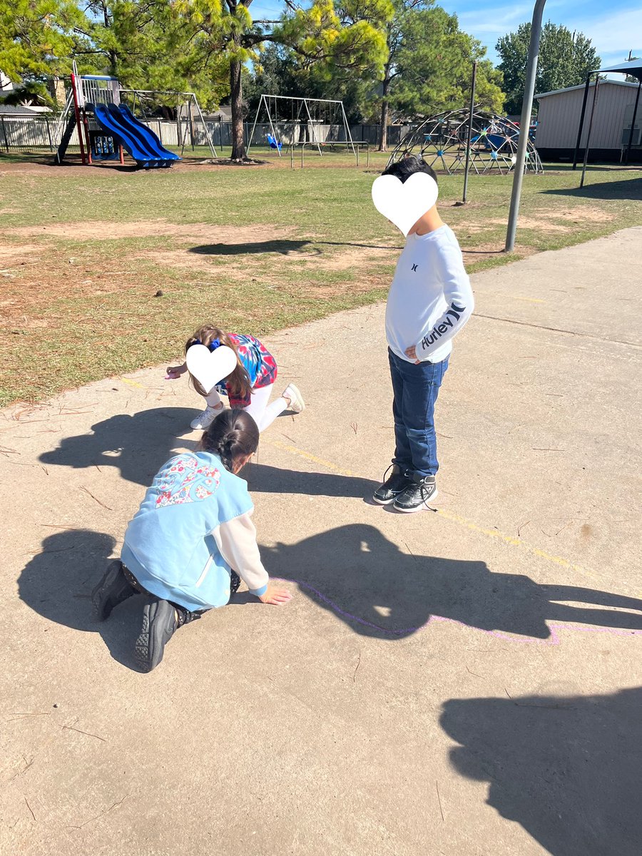 mrscoddsclass's tweet photo. One of my favorite experiments! We went out in the morning and traced our shadows. Then came back in the afternoon to see if our shadows had moved! #secondgradescience https://t.co/1Zh0X6TMzX