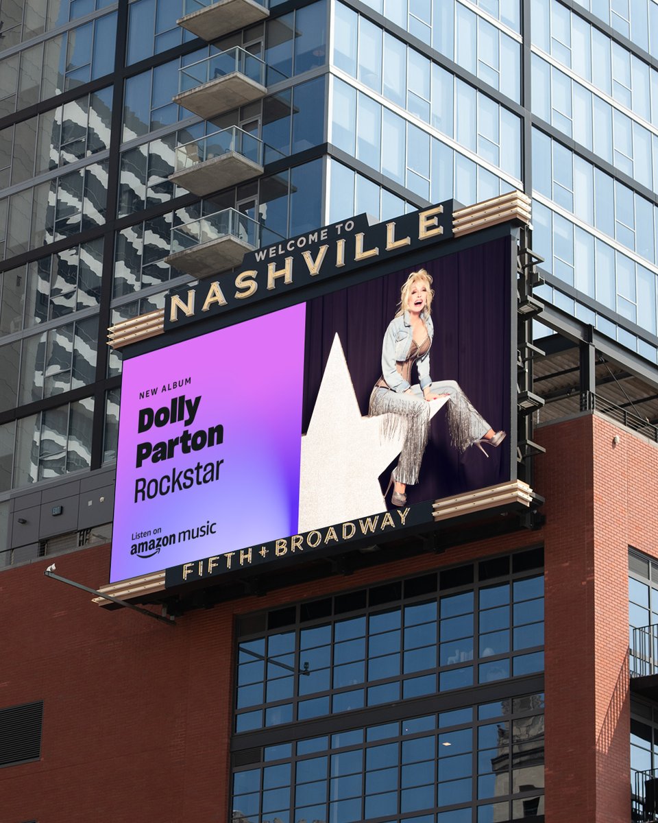 Dolly Parton tweet media