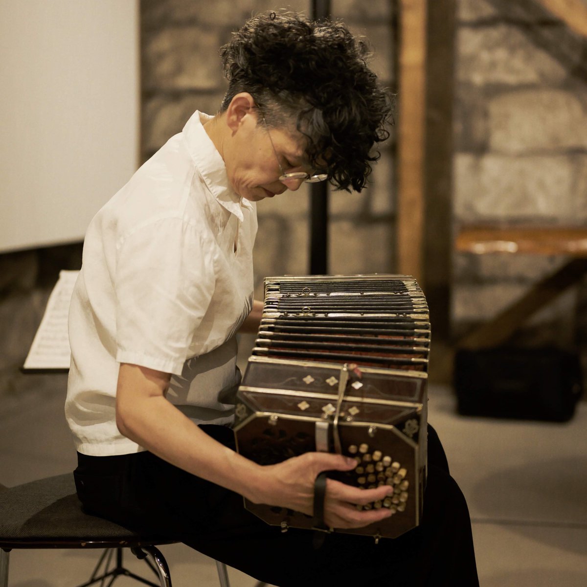 DUO,CD発売記念ツアー

@asartscene2023 

12/2  (土)16:00start
3500円
大久保かおり(バンドネオン奏者   作曲家)
阿部篤志(ピアニスト　作編曲家)

今年7月にギャラリーアズにて大反響のソロライブの阿部さんがバンドネオンの大久保さんとレコ発❣️お贈りします♫
是非お越しください！