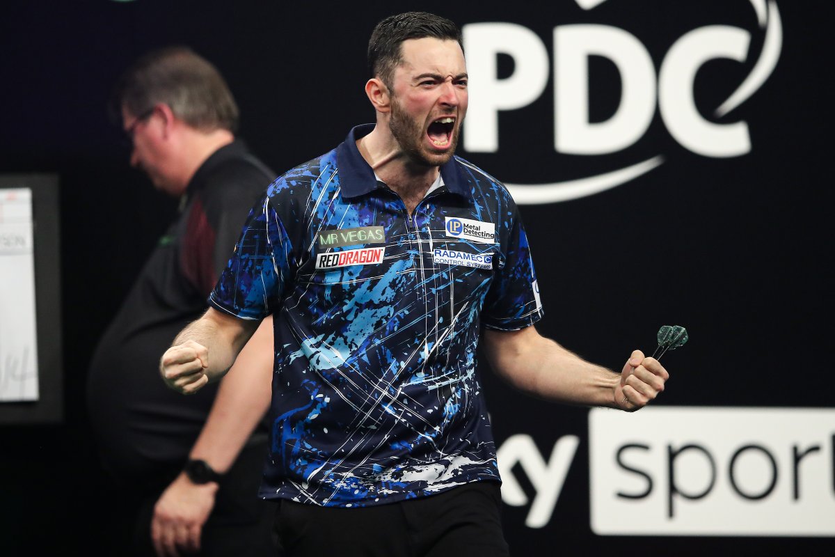 ModusDarts180's tweet photo. WOW, what a game that was. 

Congratulations @lukeh180 that was an incredible performance to beat Gary Anderson at the Grand Slam 🔥🔥💙💙👏🏻👏🏻 https://t.co/eqZQT6jhVI