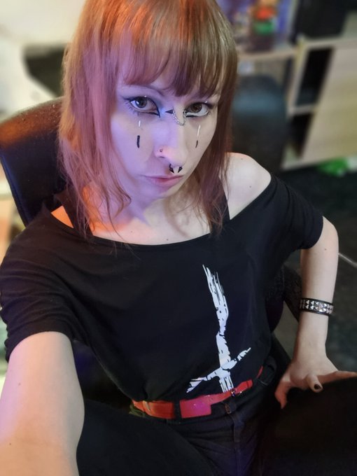 better not catch u not being a good girl https://t.co/XJ4QUtNXfg