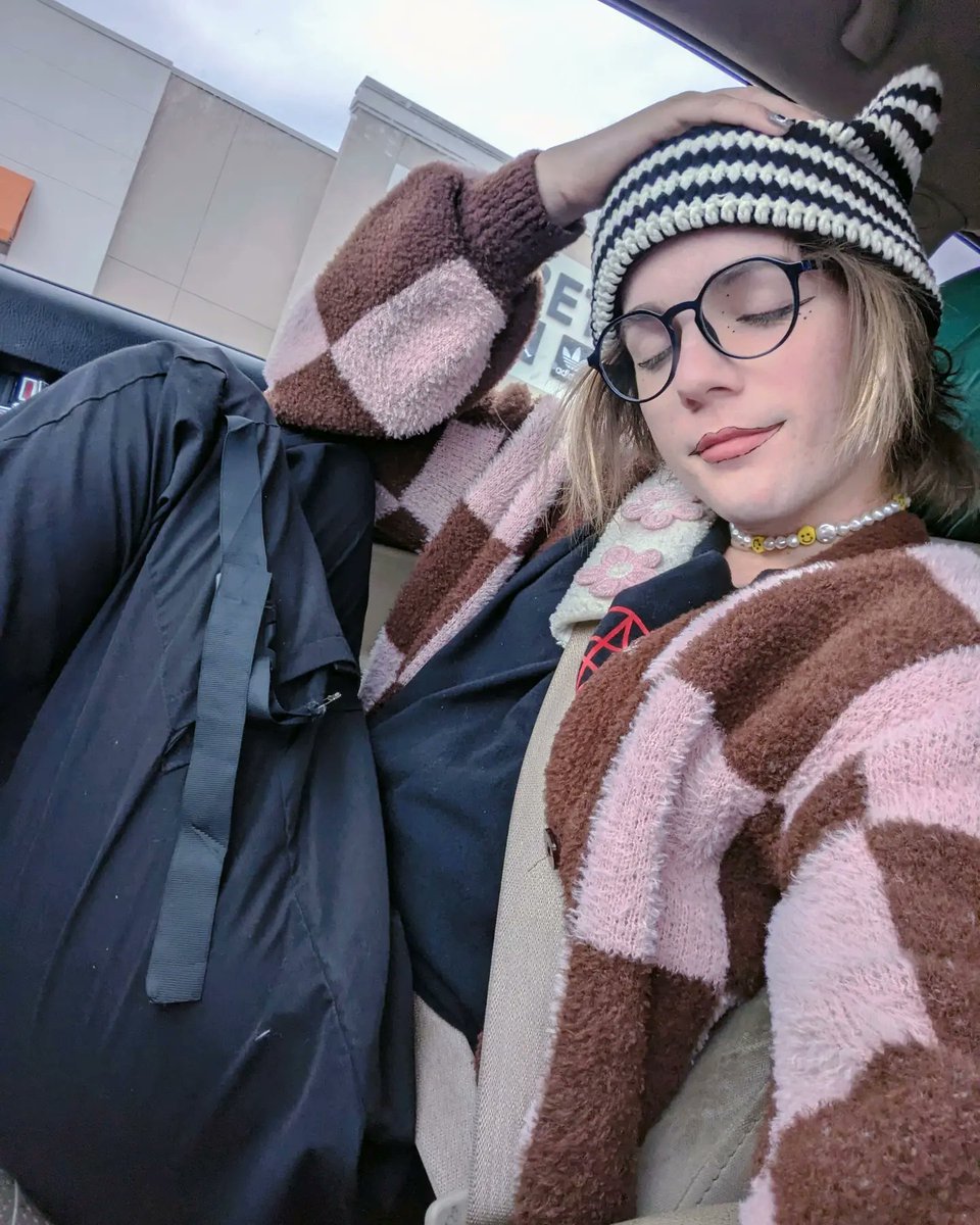 Pixie_Meat_'s tweet photo. Road trip Vibez 😶‍🌫️ https://t.co/70c3pLUhz8