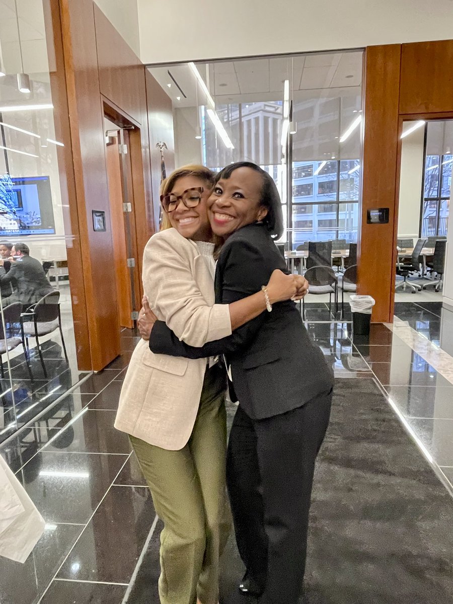 DrLaTonyaSibley's tweet image. Thank you to whoever captured this moment. #NBCTstrong #JustTwoAlabamaGals #ALNBCT #AlabamaAchieves 🫶🏽