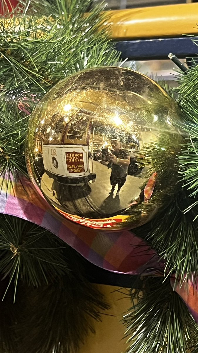 It’s beginning to look a lot like another <a href="/SFMTA_Muni/">SFMTA</a> <a href="/SF_CableCar/">SF Cable Car</a> #cablecarchristmas <a href="/SFCCM/">San Francisco Cable Car Museum</a> <a href="/munidiaries/">Muni Diaries</a> <a href="/sfmsr/">Market Street Railway</a> #SanFrancisco