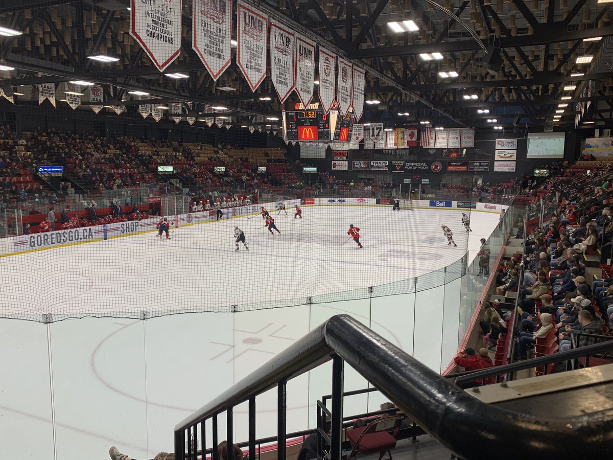 Team hockey game! @UNB vs Acadia #GoREDS
