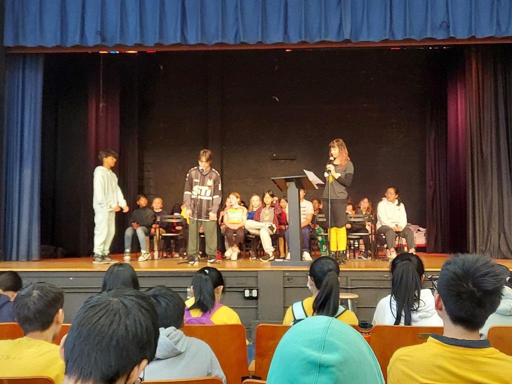middleschool51's tweet photo. Sweet! These three amazing spellers won the MS 51 Spelling Bee and are headed to the Brooklyn North Spelling Bee!! Congratulations, Felix, Angelica, and Anna!! Special thanks to Ms. Rear for hosting the event. @NYCDOED15 @NYCSchools @BrooklynNorth https://t.co/uvHW3Y1TOB