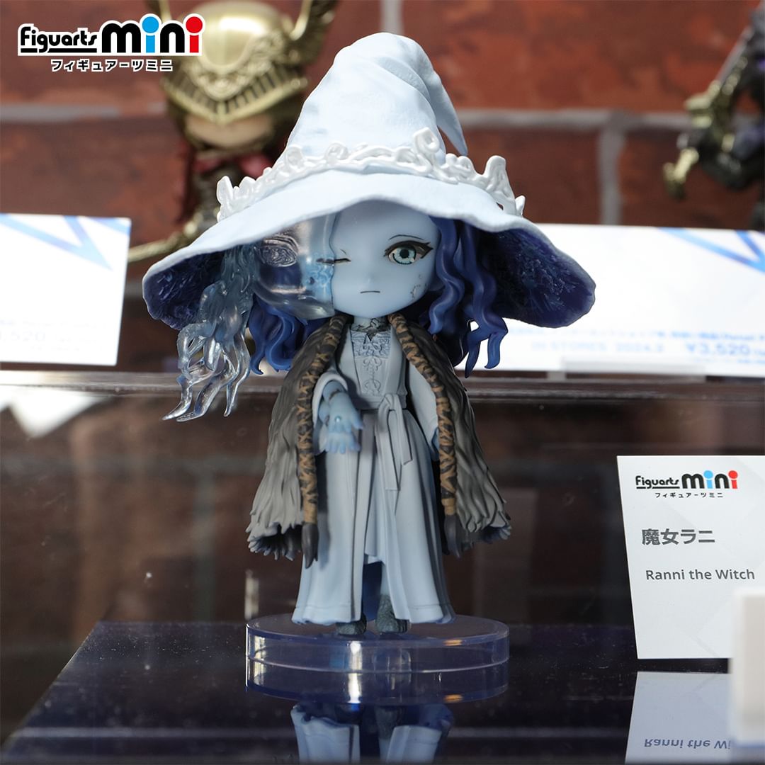 Elden Ring also has an updated Figuarts mini display as well! Take
