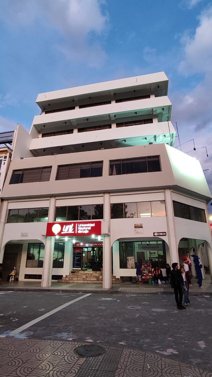 UNLoficial's tweet photo. ¡La Transformación de la UNL llega al centro de Loja! 👌

📌 Recuperamos un edificio emblemático de la ciudad para ponerlo al servicio del pueblo lojano  🎊

✅ Muy pronto, estaremos inaugurando este nuevo espacio en el corazón de Loja. 

¡La UNL en el centro de Loja! https://t.co/5CPoLiDJsT