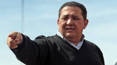 gabruzo's tweet photo. URGENTE: 
Difundir por favor. 

Esta es tu gente Sergio @SergioMassa 

Luis D'Elia llama a un golpe el Domingo en caso que pierda Massa. 

"Les vamos a enseñar cuantos pares son tres botas" https://t.co/jio35pSclI
