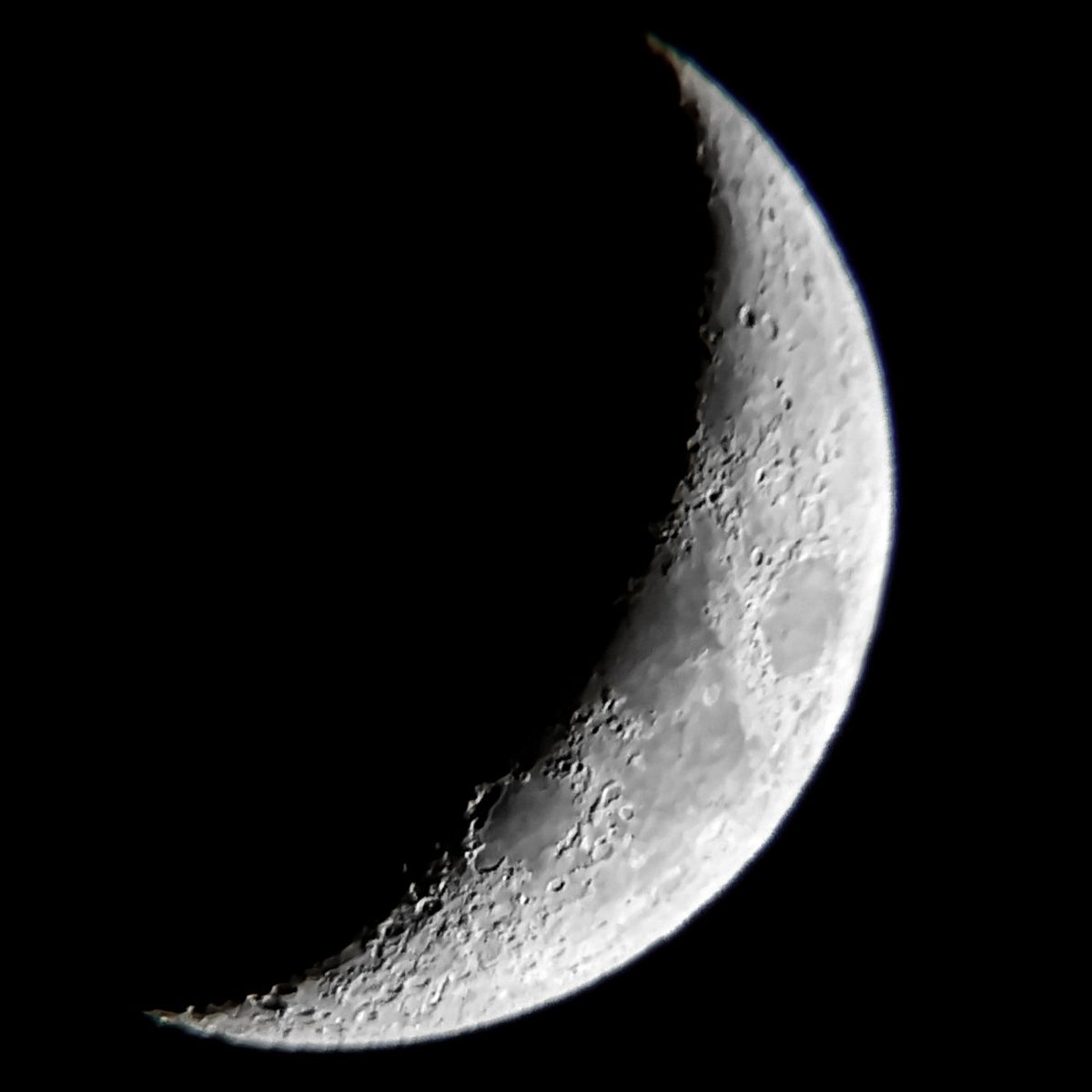 Tonight's beautiful waxing crescent #Moon. Telescope and phonecam. #LookUp!