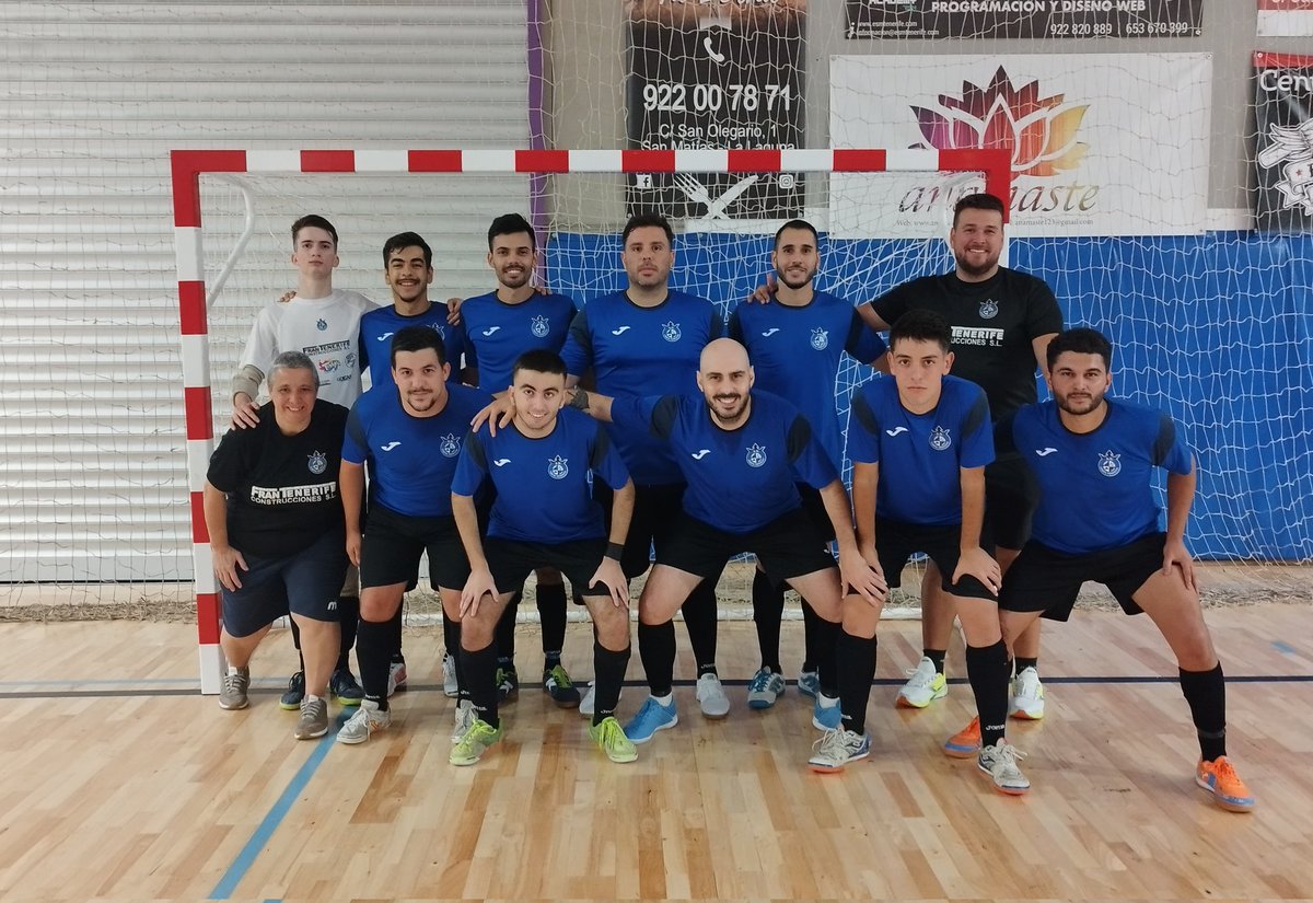 costa_tenerife's tweet photo. #MASCULINO ⚽🫂 Remontada histórica en el Pablos Abril.

El Bohemios Costa Tenerife dio la vuelta a un partido que se le había complicado mucho desde la primera al ir cuatro goles abajo.

Costa Tenerife 5 🆚 4 Maxorata B
⚽⚽⚽⚽ Fran
⚽ Ale P

#SomosIlusión 💙🤍🖤 https://t.co/yMqsqnMrXJ