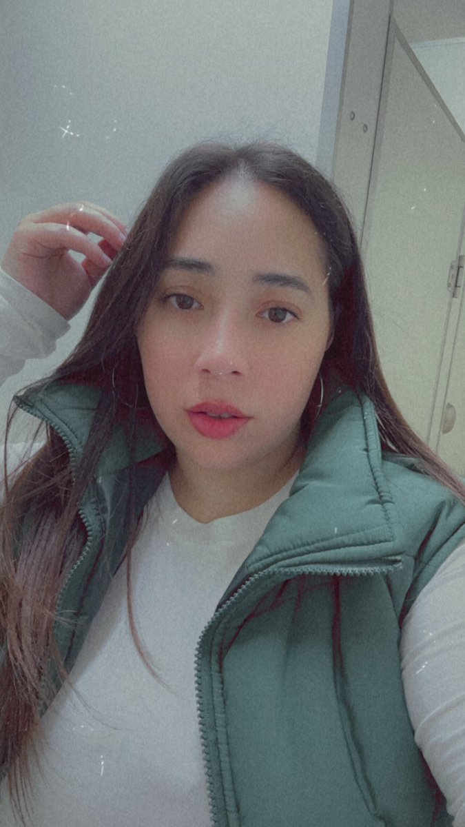 __Kaylinda's tweet photo. 💚 👽 https://t.co/RkgIFvOqQe