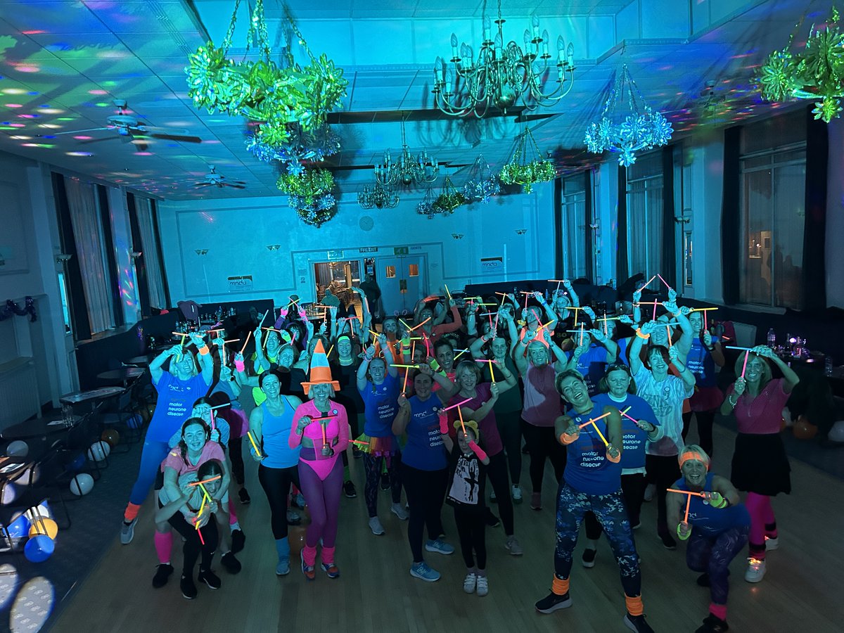 djbirchy's tweet photo. What a night spinning the tunes for @birchysdisco at the She Is Strong Fitness ladies dance-a-thon. They have raised over ยฃ13.5k already this year for @mndassoc #headbandpower Amazing work ladies https://t.co/IOJvFM1A9L