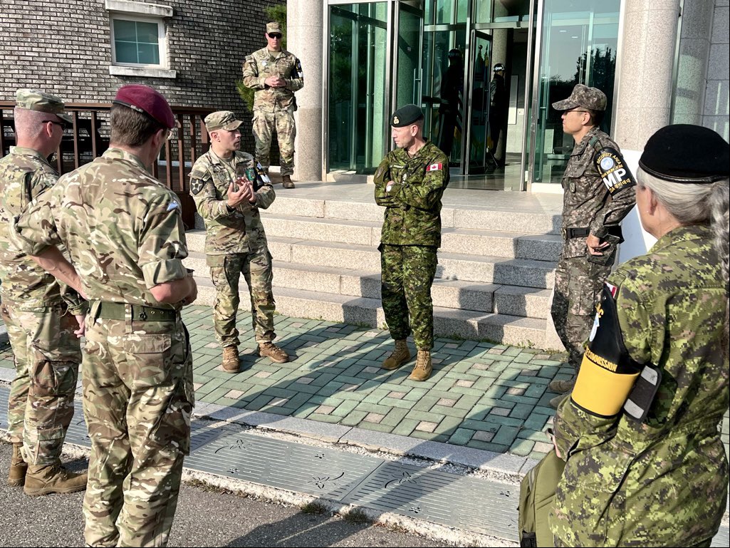 CanEmbKorea's tweet photo. Announcing the next UNC Deputy Commander @UN_Command, 🇨🇦 Lieutenant General Derek Macaulay. Congratulations, General! Canada remains committed to fostering peace and stability on the Korean Peninsula. #StrongerTogether #IndoPacificStrategy https://t.co/752Y7xSVsQ