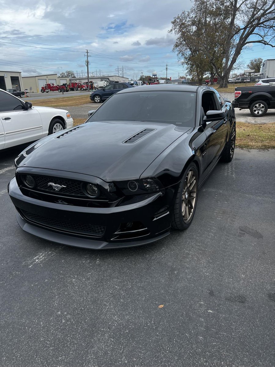 5startuning's tweet photo. 2013 Mustang with a Boss 302 and Paxton supercharger. Dyno tuned on fast Friday.

#2013Mustang #Boss302 #PaxtonSupercharger #DynoTuned #FastFriday #MuscleCar #AmericanMuscle #5startuning #PerformanceMods #SuperchargedStang #GripAndRip #RevItUp  #MustangNation #TunedToPerfection https://t.co/xbtGZbopMT