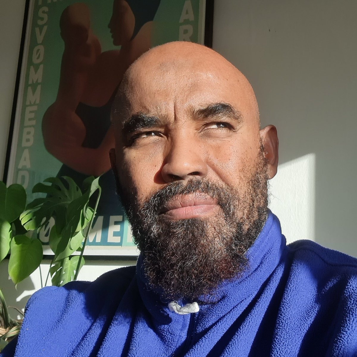 Shoortaaye's tweet photo. #NewProfilePic https://t.co/p6qZPGgAP4